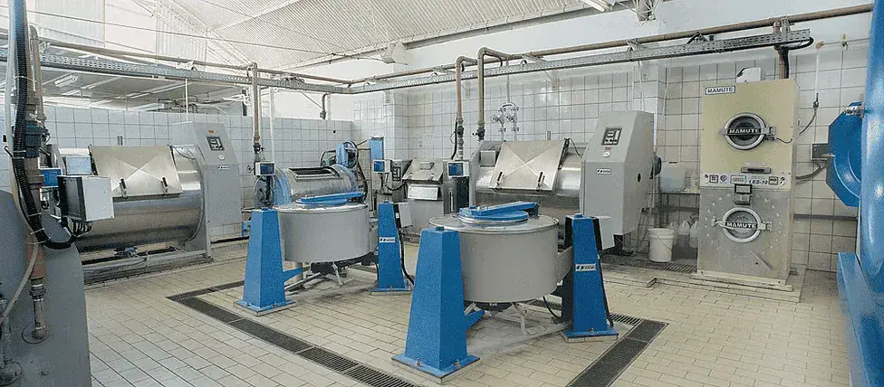 Processamento industrial na Lugamo